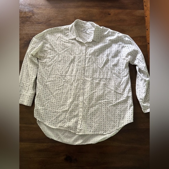 Madewell White Button Up Shirt with Navy Dots Size Medium - Picture 3 of 11
